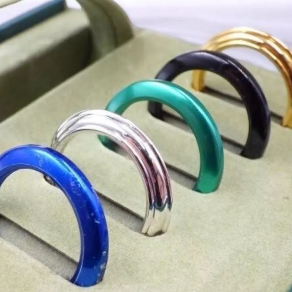 Gorgeous 14k Gold Plated GUCCI Luxury Watch 🌸 - Picture 7 of 7